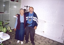 A képen B.-L. és én 2002.okt. 14-én az előadás végén